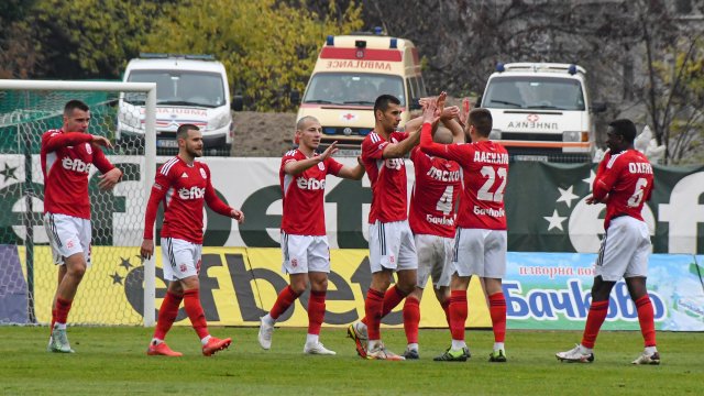 Валентин Илиев е един от вариантите за нов треньор на