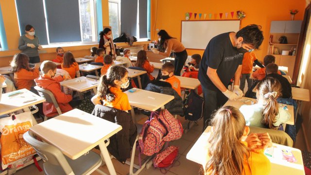 Българските ученици учат най малко в Европа Общият брой на