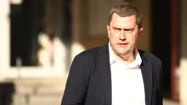 Кметът на Перник Станислав Владимиров обяви в Facebook страницата си