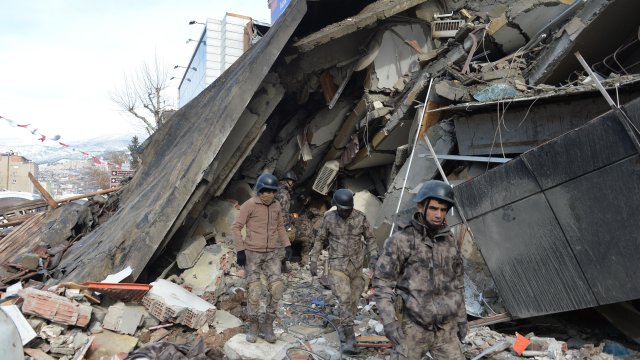 Българско семейство затрупано при земетресенията в Южна Турция е било