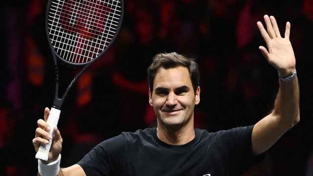 Тенис идолът Роджър Федерер ще изиграе тази вечер последния си