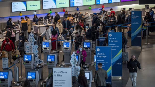 Светът изпитва отчаяна липса на самолети докато пътуванията се завръщат