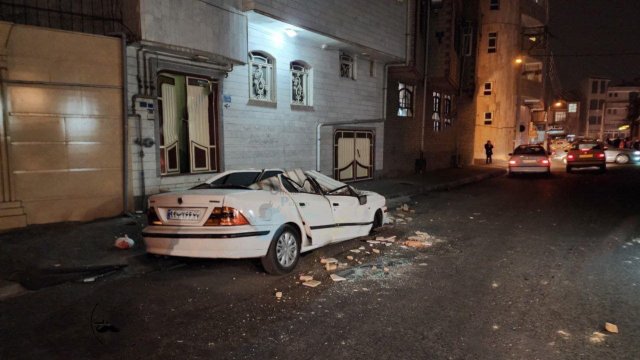 Най малко 973 души са ранените при земетресение в северозападната част на