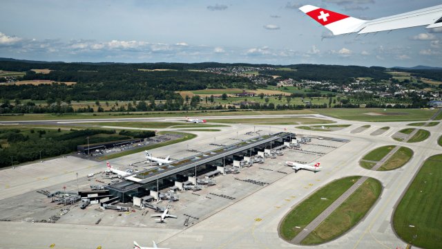 Швейцария затвори въздушното си пространство след като компютърен срив в