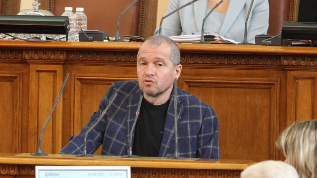 Темата със забавянето на Плана за възстановяне успя да влезе