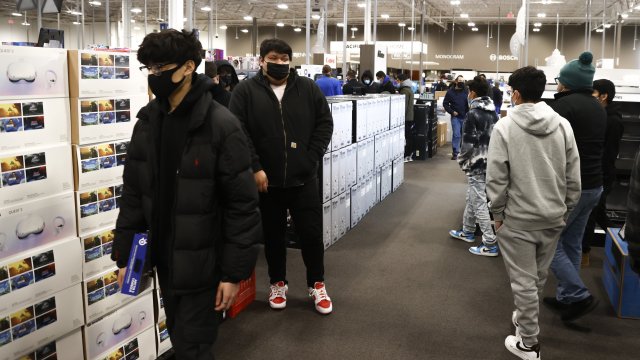 По всяка възможна прогноза статистика и мащаб празнично пазаруване тази