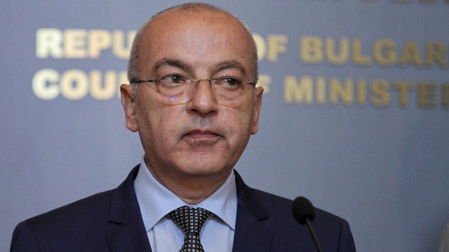 Искам ясно да заявя че засиленият мигрантски натиск през последните