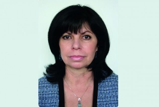 Валерия Видинлиева: Темата за финансите следва да e част от уроците в училище
