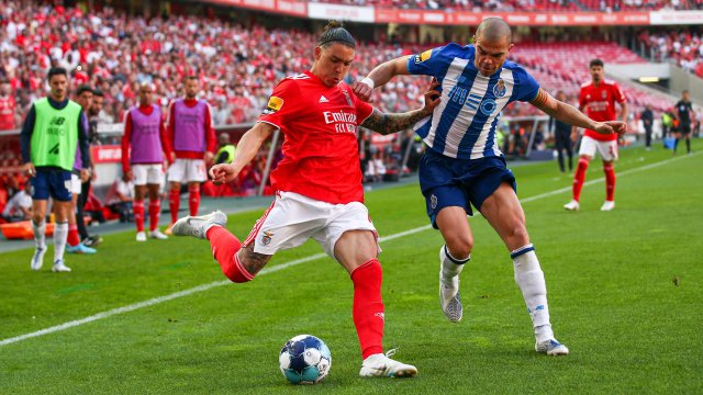 Бенфика постигна споразумение с Ливърпул за трансфера на нападателя Дарвин