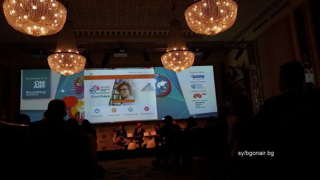 Проф. Бакърджиева: Образователният продукт да се съобразява с новите реалности