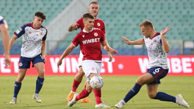 ЦСКА падна с 0:1 от "Сейнт Патрикс" в първи мач