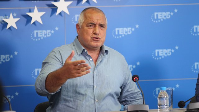 Единственият начин да има правителство е чрез контактни групи Предложихме