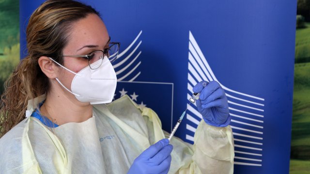 Кипър започва да ваксинира срещу Ковид 19 и децата от 5
