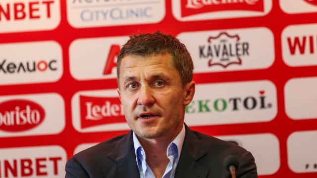 Новият старши треньор на ЦСКА Саша Илич заяви че отборът