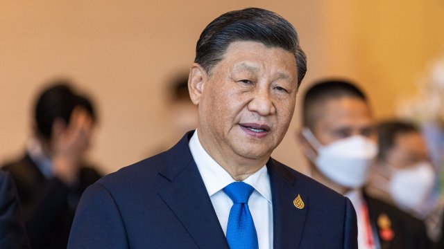 Китайският лидер Си Дзинпин пристигна в Рияд По покана на