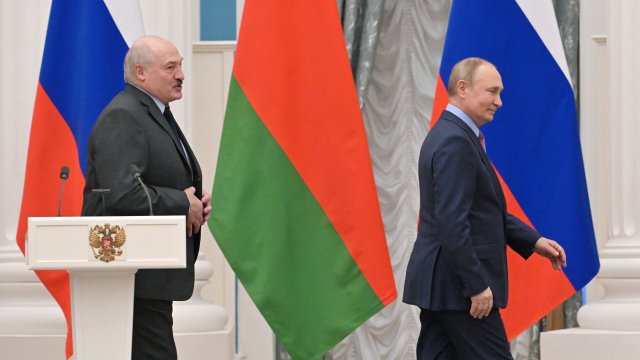 В телефонен разговор днес с руския президент Владимир Путин беларуският