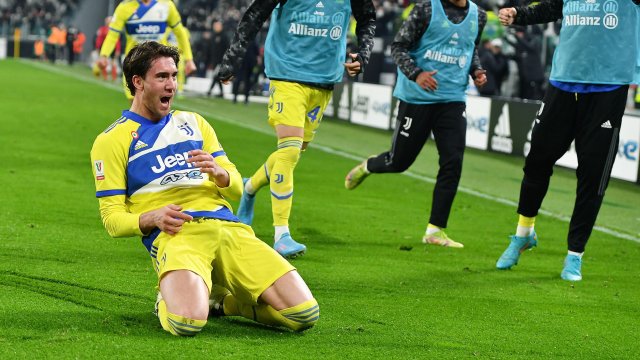 Ювентус продължава успешно защитата си на Купата на Италия след