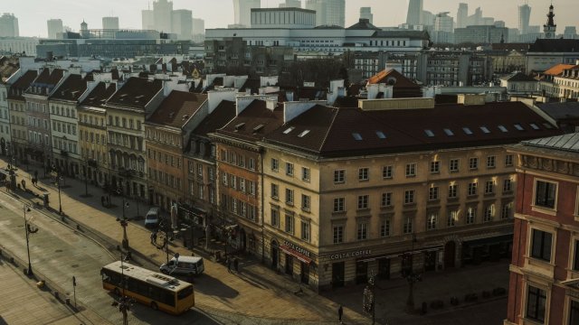 Полски банки спряха продажбата на ипотечни кредити с плаваща лихва