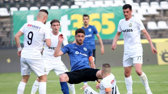 Славия и Черно море завършиха 1 1 в мач от първата