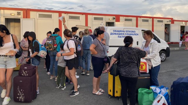 Мнозина украински бежанци напускат България заради нарастващата несигурност за настаняването