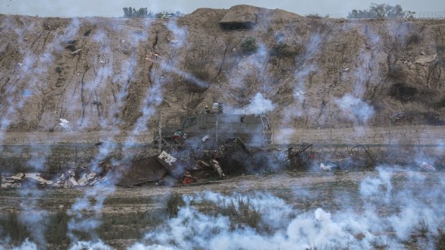 Десетки загинаха при пожар в Ивицата Газа Седем деца са