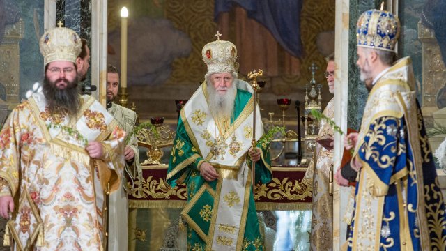 В съболезнователен адрес българският патриарх Неофит се помоли за бързо