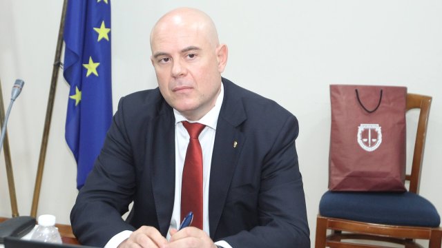 Главният прокурор Иван Гешев изпрати становище във Висшия съдебен съвет