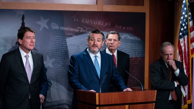 Иран е започнал да обучава руски служители да използват неговите