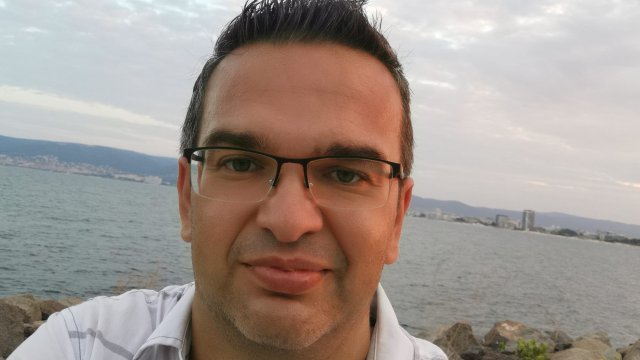 Бащата 12 годишният Александър от Перник се е подложил на детектор