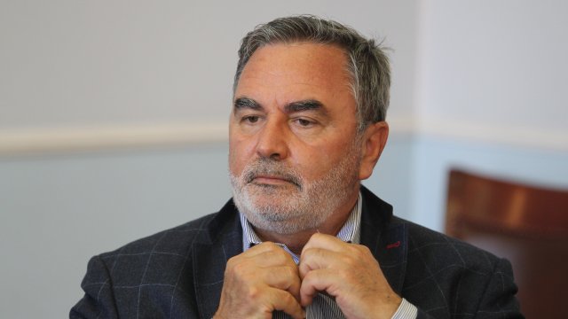 Прогнозите са оптимистични но Ковид няма да изчезне Това каза главният