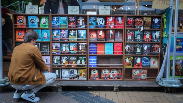 Над 170 издателства предлагат повече от 100 000 заглавия на панаира на книгата