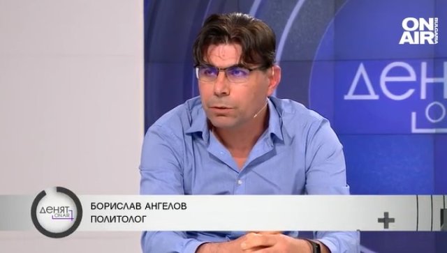 Постът на вицепрезидент в България е едно най странните и безсмислени