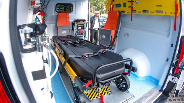 Около 20 00 ч в неделя в Шесто РУ от тел