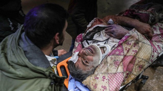 Ново земетресение с магнитуд 5 6 по Рихтер е разтърсило централната