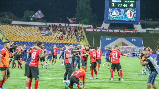 Комисията по контрол етика и дисциплина на УЕФА ще разгледа