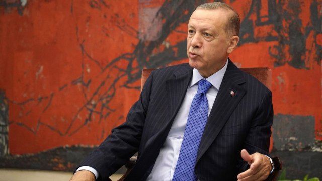 Турският президент Реджеп Ердоган наистина прави все по заплашителни изявления Ей