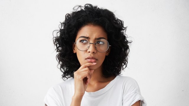 Двойната брадичка е козметичен дефект който може да понижи самочувствието