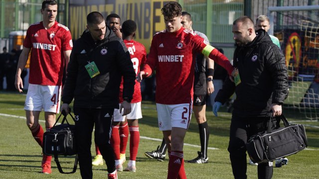 Капитанът на ЦСКА Юрген Матей ще премине ядрено магнитен резонанс днес