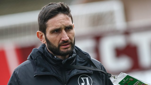 Треньорът на Локомотив Пловдив Александър Тунчев обяви че подава оставка