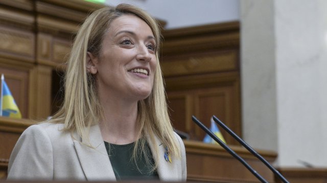 Председателят на Европейския парламент Роберта Мецола посети Киев в петък