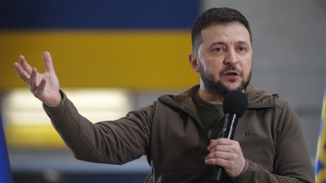 Президентът на Украйна Володимир Зеленски разговаря с американския държавен секретар