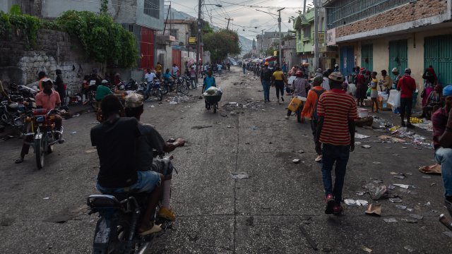 Най малко седем души са починали от холера в Хаити съобщи