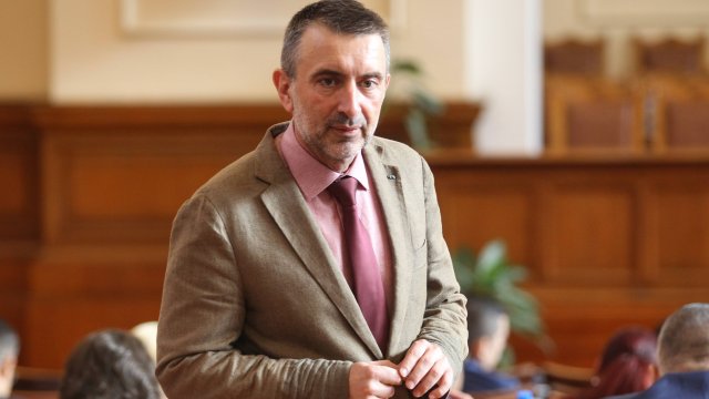 На тяхно място в 47 то Народно събрание влизат следващите от