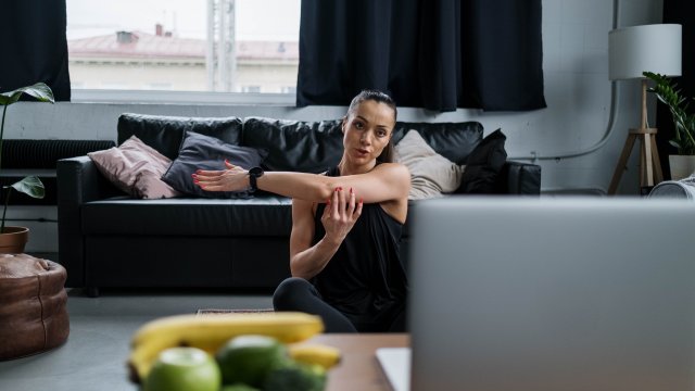 Ако работите седнали за поне 8 часа на ден вероятно