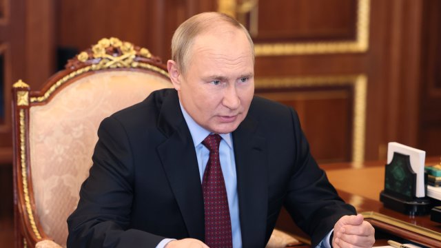 Руският президент Владимир Путин заяви че Западът може да се