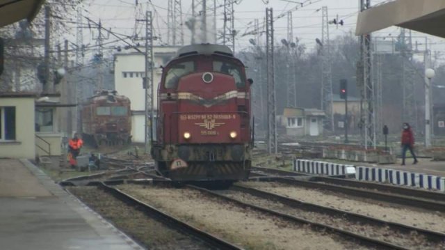 До шест седмици сайтът на БДЖ за онлайн покупка на