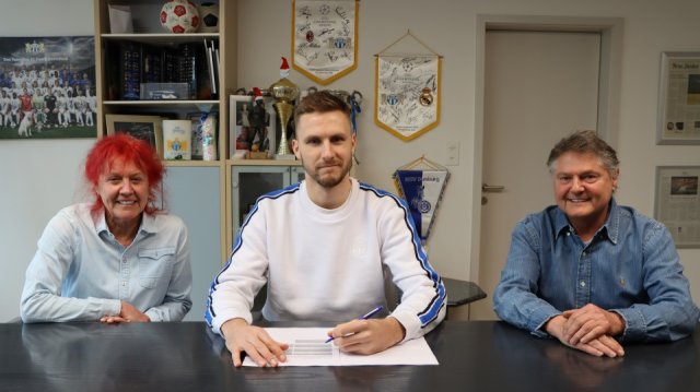 ЦСКА трансферира бранителя Карол Метс в лидера на швейцарското първенство