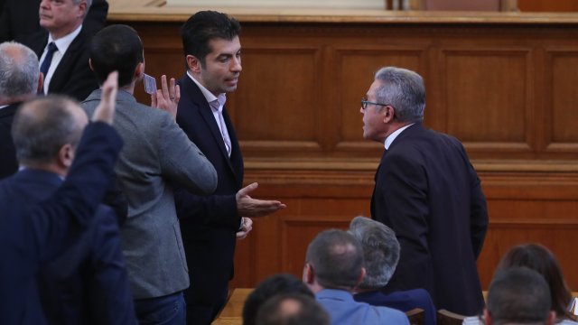 Изборният кодекс отново влиза в дневния ред на парламента До