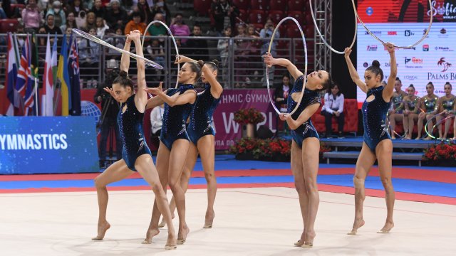 Ансамбълът на България спечели титлата на финала на пет обръча