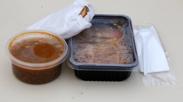 От 1 декември 2022 г Българският Червен кръст започна да